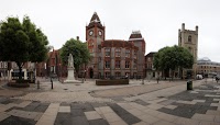 The Town Hall Reading 1089067 Image 2